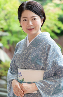 白玉の湯泉慶 女将 穴澤 恵子