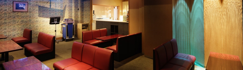 カラオケスナック 花・鳥・風月